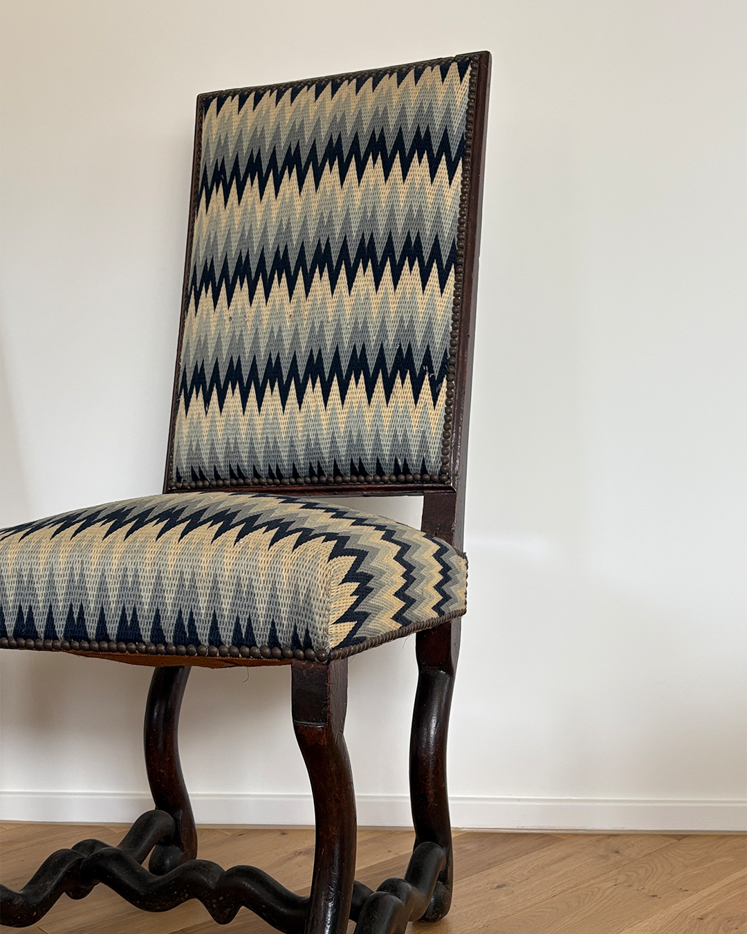 Os de mouton chairs 18th century – France