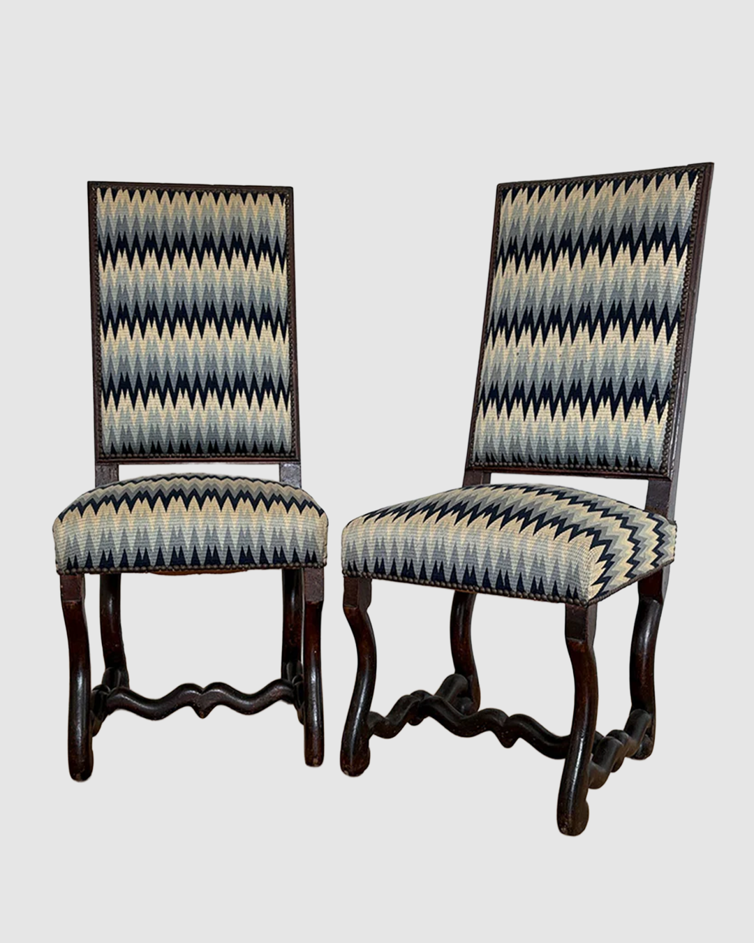 Os de mouton chairs 18th century – France